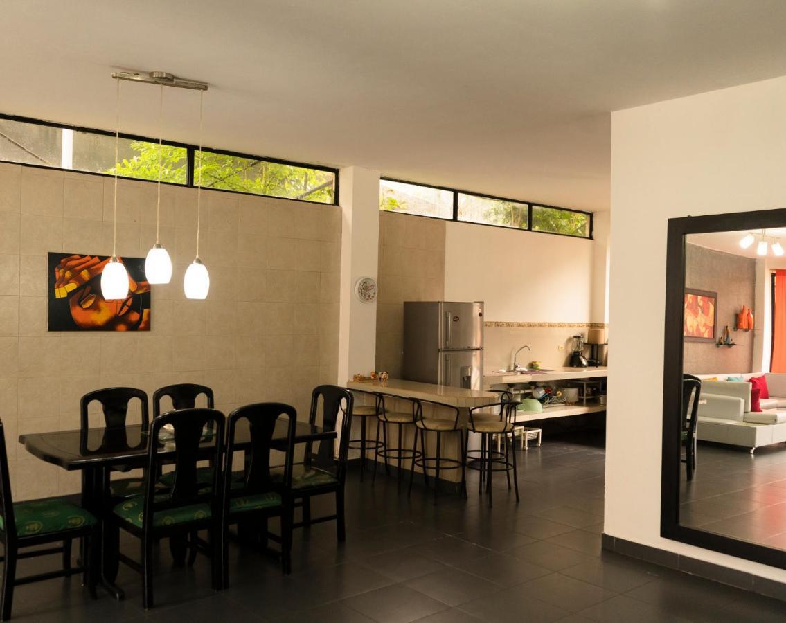 Rinakawsay - Viveviajando Apartamento Amoblado En Tena Eksteriør billede