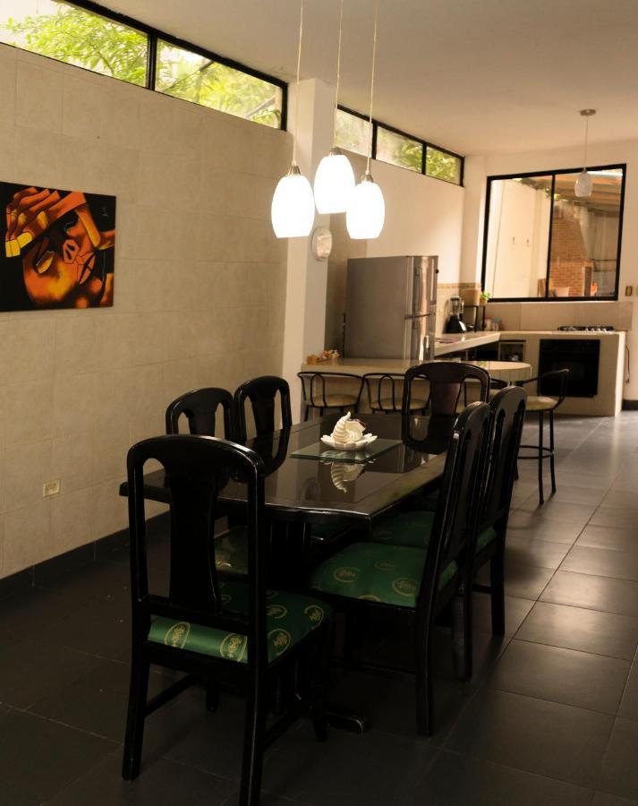 Rinakawsay - Viveviajando Apartamento Amoblado En Tena Eksteriør billede